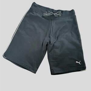 NWTS Puma Black Terry Bermuda Athletic Women's Shorts with Back Pocket, Sz S